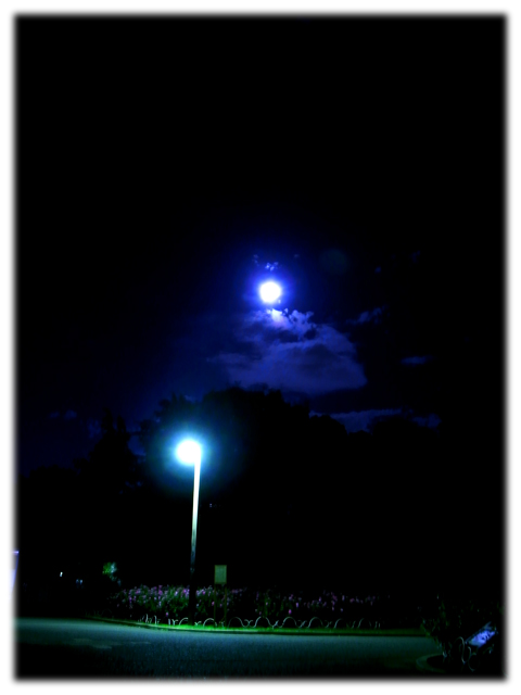 090711_Full_Moon.jpg