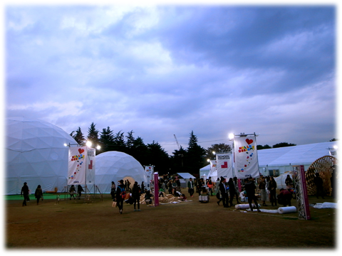 1109_TokyoDesignersWeek2012_02.jpg